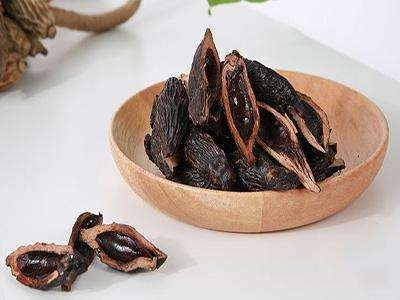 건조한 형태로 판매되는 빈랑