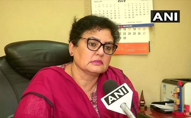 논란이 일자 여성위원회 회장 레카 샤르마는 “해당 위원이 도대체 왜 그런 발언을 했는지 모르겠다”면서 “여성은 본인 의지에 따라 원하는 시간, 원하는 장소에 있을 수 있다. 언제 어느 곳에 있든 여성이 안전할 수 있는 사회를 만드는 게 국가의 의무”라고 강조했다.