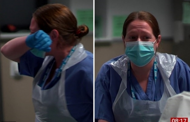 영국 런던의 한 병원 영안실에서 일하는 직원들이 매일 쏟아지는 코로나19 사망자의 시신을 마주하며 눈물을 흘리고 있다(사진=BBC)