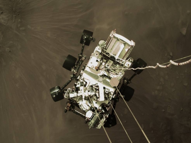 탐사 로버의 화성 착륙 직전 모습
