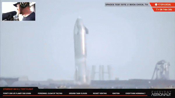 스페이스X 스타십 우주선 시제품 SN10의 폭발 모습.(사진=에브리데이 애스트로너트)