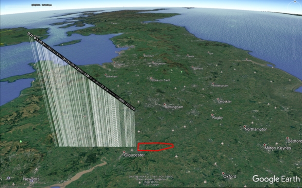 유성 낙하 경로 및 추락 예상 지역을 나타낸 지도 이미지.(사진=유케이폴)