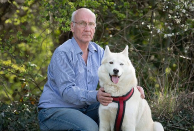 월시는 “하늘이 갓 태어난 사내아이를 구하라고 반려견을 보낸 게 틀림없다”고 자랑스러워했다.
