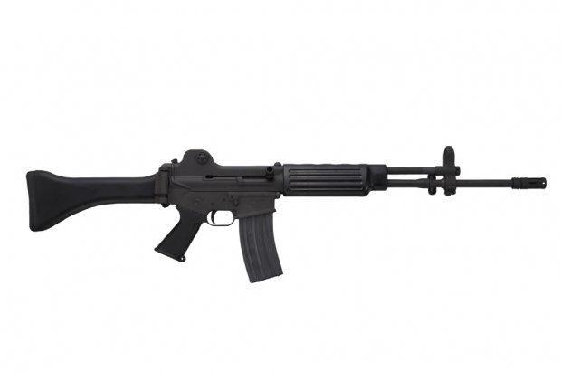 K2 소총은 가늠쇠에 야간조준이 용이하도록 야광 유리관을 장착했고 접철식 개머리판을 사용해 행군이나 차량 탑승이 편리하도록 개발되었다. 사진=SNT모티브