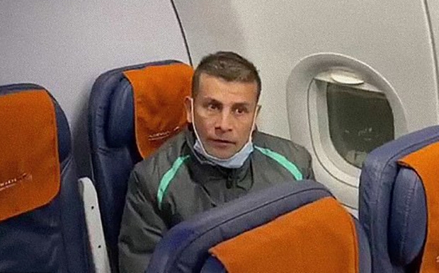 용의자들은 뿔뿔이 흩어져 달아났다. 강도단 중 한 명은 모스크바, 다른 한 명은 서울로 도주했다는 보도도 나왔다. 현재 이들의 행방에 대해서는 알려진 바가 없다. 콜롬비아인 용의자 에드거 알레한드로 발레로 발레로(사진) 역시 해외로 도피했다가 2019년 아르헨티나에서 체포돼 올해 초 러시아로 송환됐다.