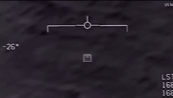 015년 미국 플로리다주 잭슨빌 해안에서 미국 해군 조종사가 촬영한 미확인비행물체(UFO)의 모습 영상