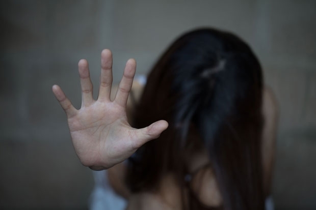 하루 전인 19일 밤에는 잠무카슈미르주 외딴 마을에서 7살 여아 납치 강간 사건이 벌어졌다. 타흐리 쿤디-치랄라 마을 혼인잔치에 참석했다가 옆 마을 남성에게 납치된 피해 아동은 인근 숲에서 성폭행당했다. 용의자는 현장에서 체포됐으며, 피해 아동은 병원 치료 중이다./123rf자료사진