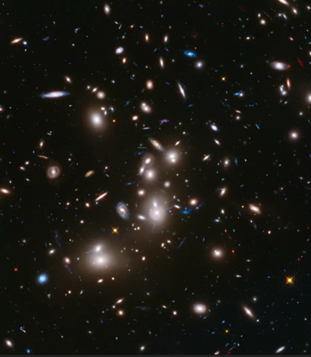 우주 속의 은하들. 약 2조 개가 있는 것으로 추정된다.(출처: NASA/ESA/STScI/J. Lotz/M. Mountain/A. Koekemoer)