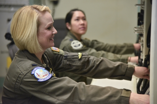 미니트맨 Ⅲ의 발사는 두 명의 미사일리어(Missileer) 즉 운용요원에 의해 이루어진다. 사진=미 공군