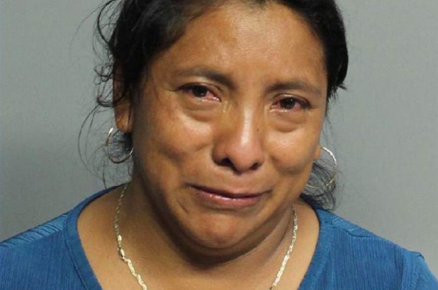 아이가 차량 안에 있다는 사실을 깜빡했다가 숨지게 한 미국의 40대 여성