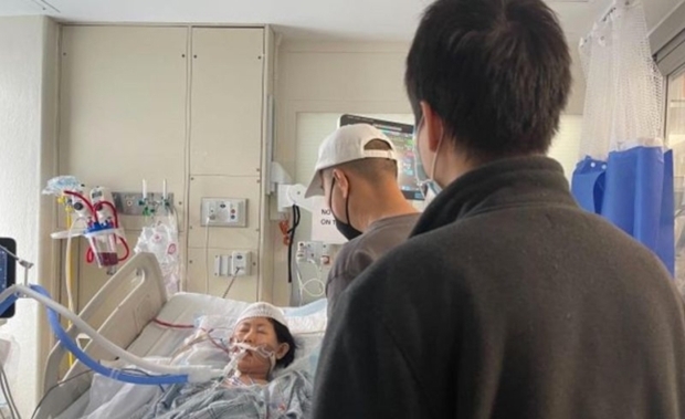 지난달 17일 뉴욕증권거래소, 월 스트리트 및 주요 언론사가 밀집한 로어 맨해튼(맨해튼 남부)에서는 아들과 함께 지하철역 계단을 오르던 58세 아시아계 여성 탄 트웨가 흑인 남성에게 공격을 당한 후 끝내 숨을 거뒀다.