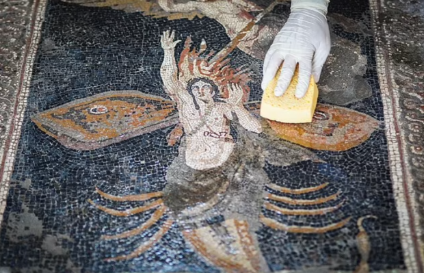 2000년 전 고대 로마 도시인 폼페이에서 발굴된 서민 식당. 가난한 사람들이 저렴하게 한 끼를 해결할 수 있었던 곳으로, 당시 사람들의 식문화까지 짐작하는데 도움을 준다. EPA 연합뉴스