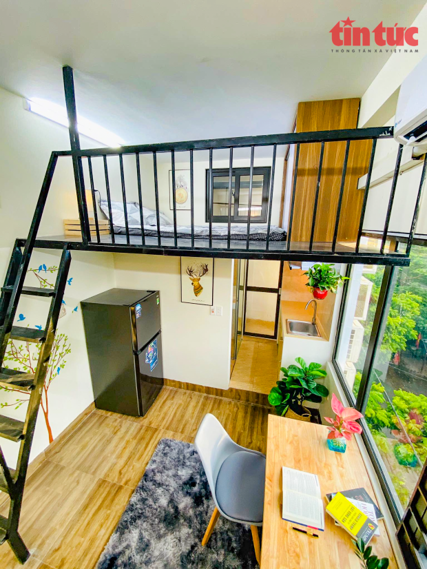 ‘0원 아파트’ 객실 내부에는 냉장고, 에어컨 및 기타 필수품이 갖춰져 있다.