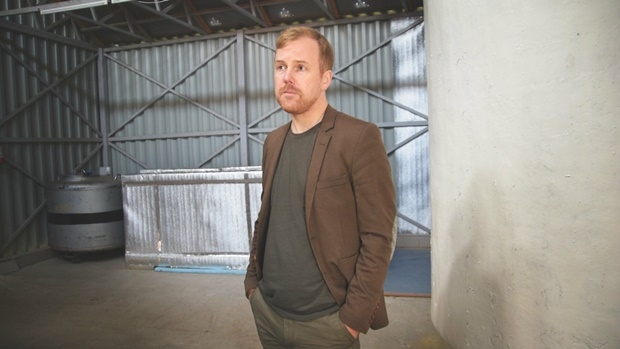 저명한 미래학자로, 2005년 크리오러스를 설립한 다닐라 메드베데프(41)는 “전 부인 사주를 받은 직원 몇몇이 냉동보존시설을 습격했다”고 밝혔다.