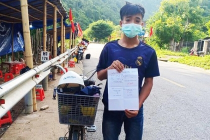 [여기는 베트남] 코로나로 실직한 18세 청년, 700km 자전거 타고 귀향