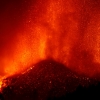 50년 숨죽인 대서양 카나리아제도 화산 21세기 첫 대폭발…시뻘건 용암기둥 [영상]