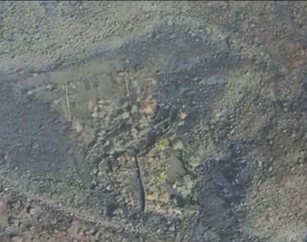 용암이 흐르는 길목을 아슬아슬하게 비켜서 있던 별장은 경로를 벗어난 용암에 속수무책으로 무너졌다. 차갑게 식은 용암 바위가 12m 높이 언덕을 형성하면서 용암 흐름을 차단했고, 언덕에 막혀 주춤한 용암이 기존 경로를 벗어나 사방으로 퍼지면서 별장은 물론 남아있던 농경지까지 흔적도 없이 사라졌다.