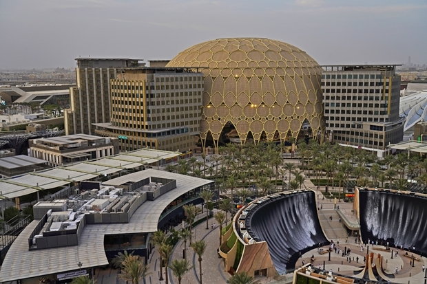 2020 두바이 엑스포 전시장의 핵심 시설인 ‘알 와슬 플라자’./AP연합뉴스