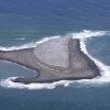 [안녕? 자연] 日 해저화산 대폭발로 ‘새로 생긴 섬’ 두 달 만에 절반 크기로