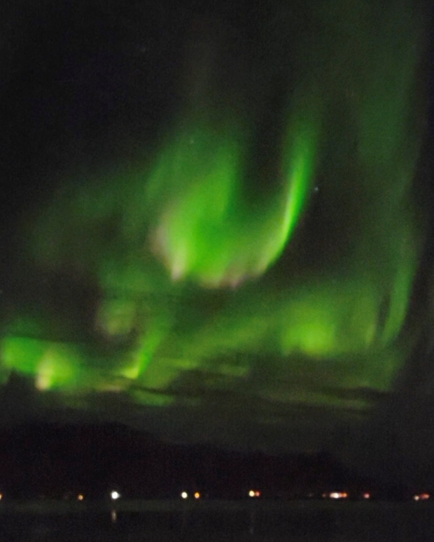 지난 31일 아이슬란드 레이캬비크에서 촬영한 오로라의 모습. 사진=로이터 연합뉴스