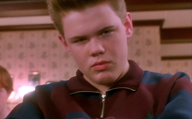 보도에 따르면 라트레이는 지난 4일 크리스마스 행사를 소화하려고 방문한 오클라호마시티에서 여자친구를 폭행했다.