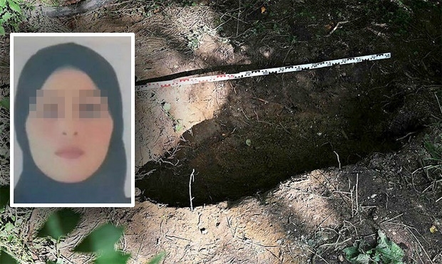 현지언론이 입수한 폐쇄회로(CC)TV에는 택시를 타고 베를린 쉬트크로이츠 기차역으로 이동한 형제가 시신이 든 여행 가방을 열차에 싣는 장면이 포착됐다. 그곳에서 바이에른 홀츠키르헨으로 간 형제는 집 근처 우거진 숲에 가방을 묻었다.