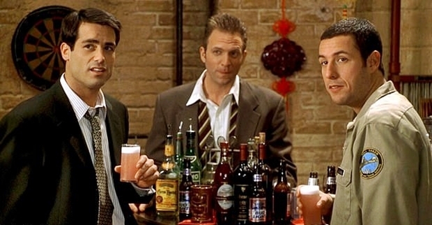 단테는 코미디 영화에 주로 출연한 조연급 배우다. 애덤 샌들러 주연 영화 ‘워터보이’(1998)가 대표작이다. 사진에서 맨 왼쪽이 피터 단테.