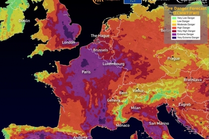 [지구를 보다] 폭염에 불타는 유럽…위성으로 본 화재 위험 지역
