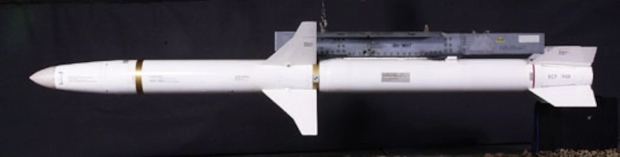 AGM-88 함 대 레이더 미사일 외형. 미 공군 