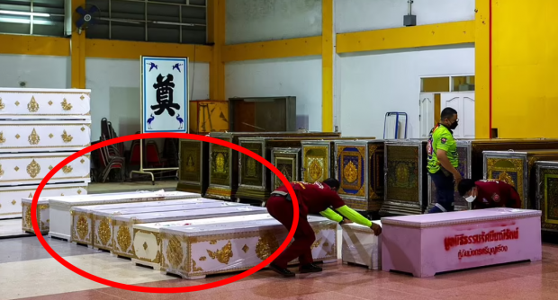 태국 현지시간으로 지난 6일(이하 현지시간) 오후 1시경, 전직 경찰관인 파냐 캄랩(34)은 산탄총과 권총, 칼 등으로 무장한 채 어린이집을 습격했다. 이번 참사로 2세 아이를 포함한 어린이 22명 등 총 38명이 사망했다. 로이터 연합뉴스