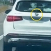 값비싼 벤츠 SUV에 왜 닛산 엠블럼을 달았을까?…칠레서 포착