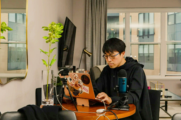 미국 코네티컷주에 있는 나리타 교수의 자택. 그는 극단적인 발언으로 일본에서 수십 만명의 SNS 팔로워를 확보했다. 뉴욕타임스 제공