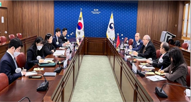 모로코는 1962년 아프리카 국가 중 최초로 한국 외교관계를 맺은 국가다.사진은 지난해 12월 서울에서 열린 양국 외교부 간 정치 협의 모습. 사진:모로코왕국대사관 제공