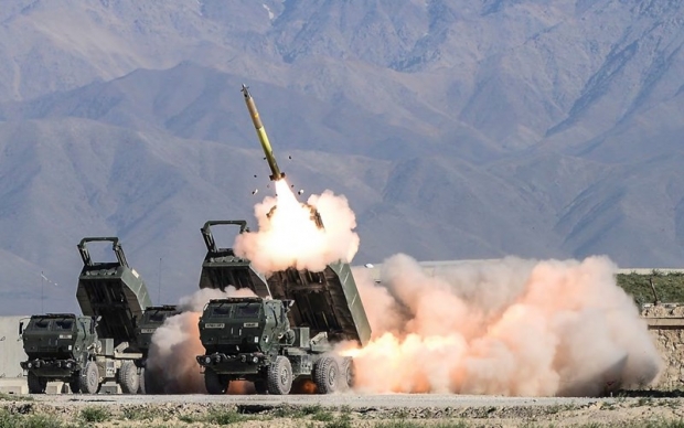 도입 수량이 늘어날 M142 HIMARS. 출처 미 육군