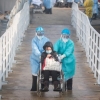 끝난 줄 알았는데…중국서 코로나19 또 번져, 확인된 사망자만 164명