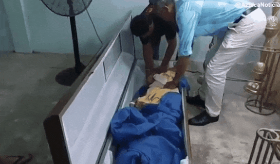 관 안에서 눈을 뜬 에콰도르 70대 여성(사진)의 당시 모습