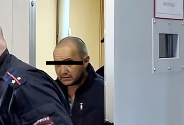 지난 5월 군복무를 마치고 사면을 받아 사회로 돌아오자마자 단 하루 만에 10대 여학생들을 성폭행한 뒤 체포된 죄수 용병 세르게이(42)