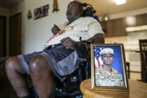 미국 위스콘신주에 사는 킹의 외할아버지가 손자가 무사히 돌아오기를 기원했다. AP 연합뉴스