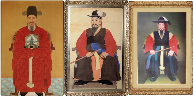 왼쪽부터 장우성 화백이 1953년 그린 이순신 장군의 영정, 1932년 이상범 화백이 그린 이순신 장군 영정, 1977년 정형모 화백이 그린 이순신 장군 영정. 서울신문 DB.