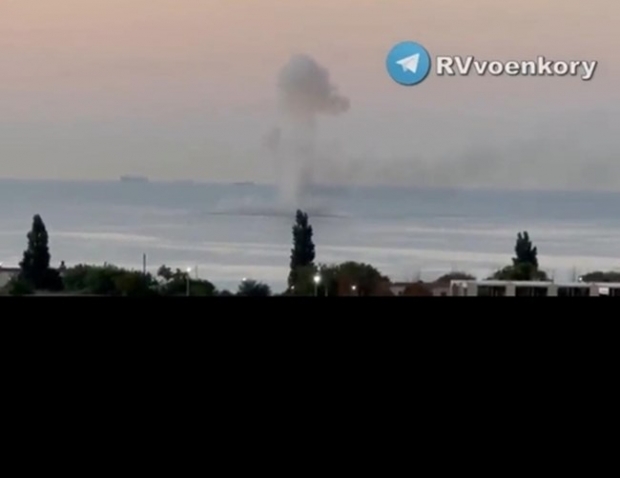 노보로시스크 인근 해상서 폭발 모습이 보인다