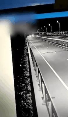 7월 17일(러시아 현지시간) 크림대교를 공습하는 우크라이나군의 해상드론 작전 당시 모습