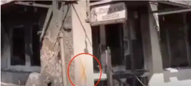 산불 피해가 심각한 하와이주 마우이섬 라하이나 일대에 X표식이 대거 등장했다.사진:웨이보