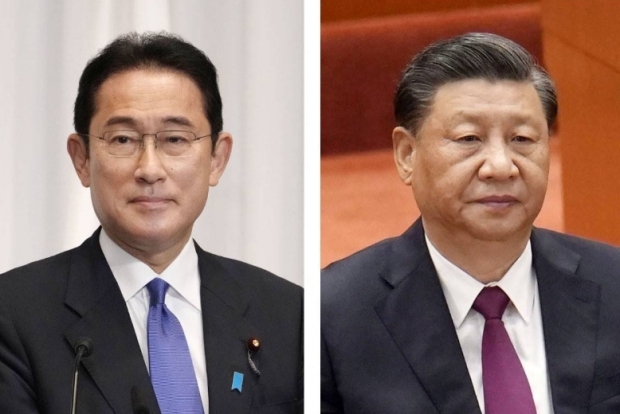 왼쪽 기시다 일본 총리, 오른쪽 시진핑 중국 주석