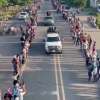 멕시코 마약카르텔 당당하게 시가행진…주민들 박수치며 환영