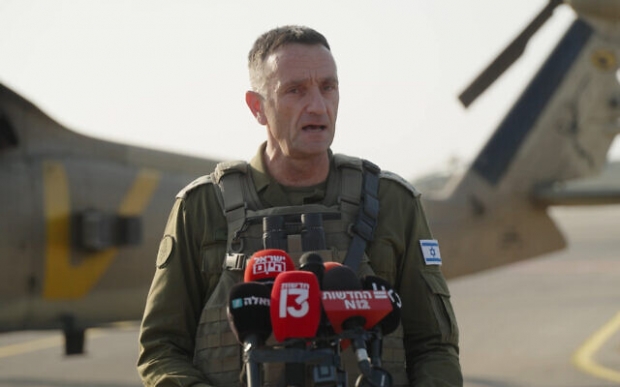 2023년 11월2일(현지시간) 헤르지 할레비 이스라엘방위군(IDF) 참모총장이 공군(IAF) 기지에서 기자회견을 하고 있다. 사진=IDF