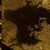 토성의 얼음 위성 타이탄에 ‘마법의 섬’ 있다? [아하! 우주]