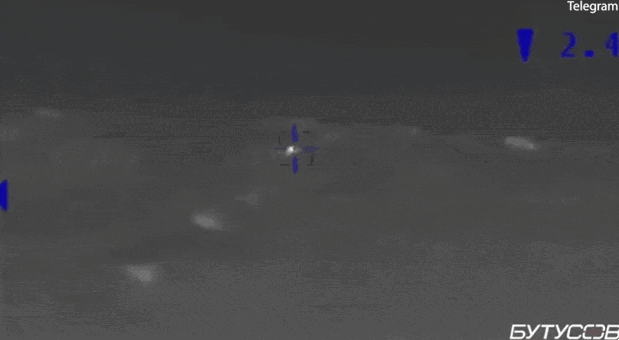 최근 도네츠크 지역에서 우크라이나 저격병에 사살되는 러시아 병사의 열화상 영상 모습. 우크라이나 군사정보국(GUR) 제공