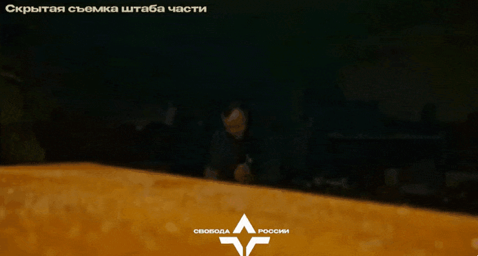 러시아 병사가 자군 기지를 직접 폭파시킨 뒤 우크라이나로 망명했다.