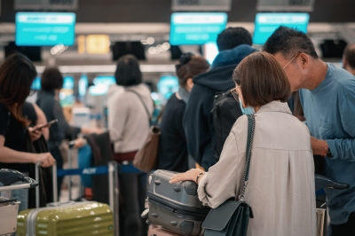 비행기 탑승 새치기하는 ‘얌체 승객’···‘알람’으로 잡는다