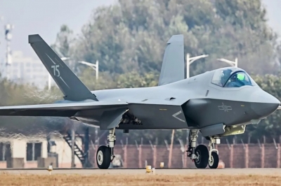 [포착] 美 F-35 닮았네…中 차세대 스텔스 전투기 J-35A 이미지 첫 공개